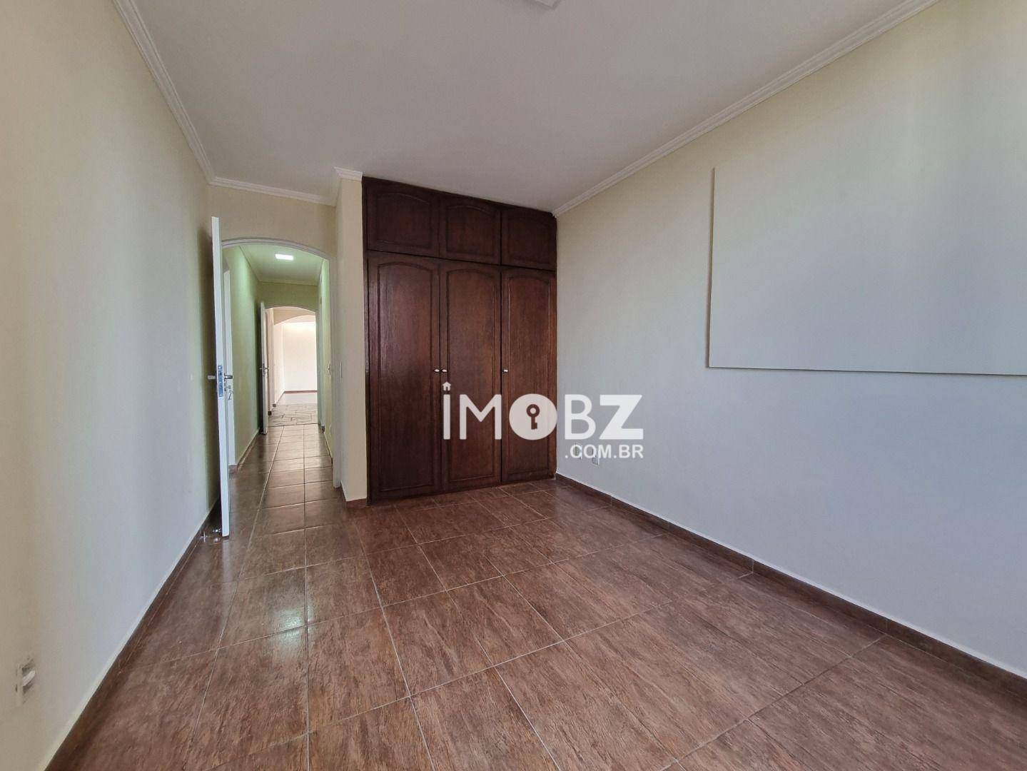 Apartamento à venda com 4 quartos, 211m² - Foto 15