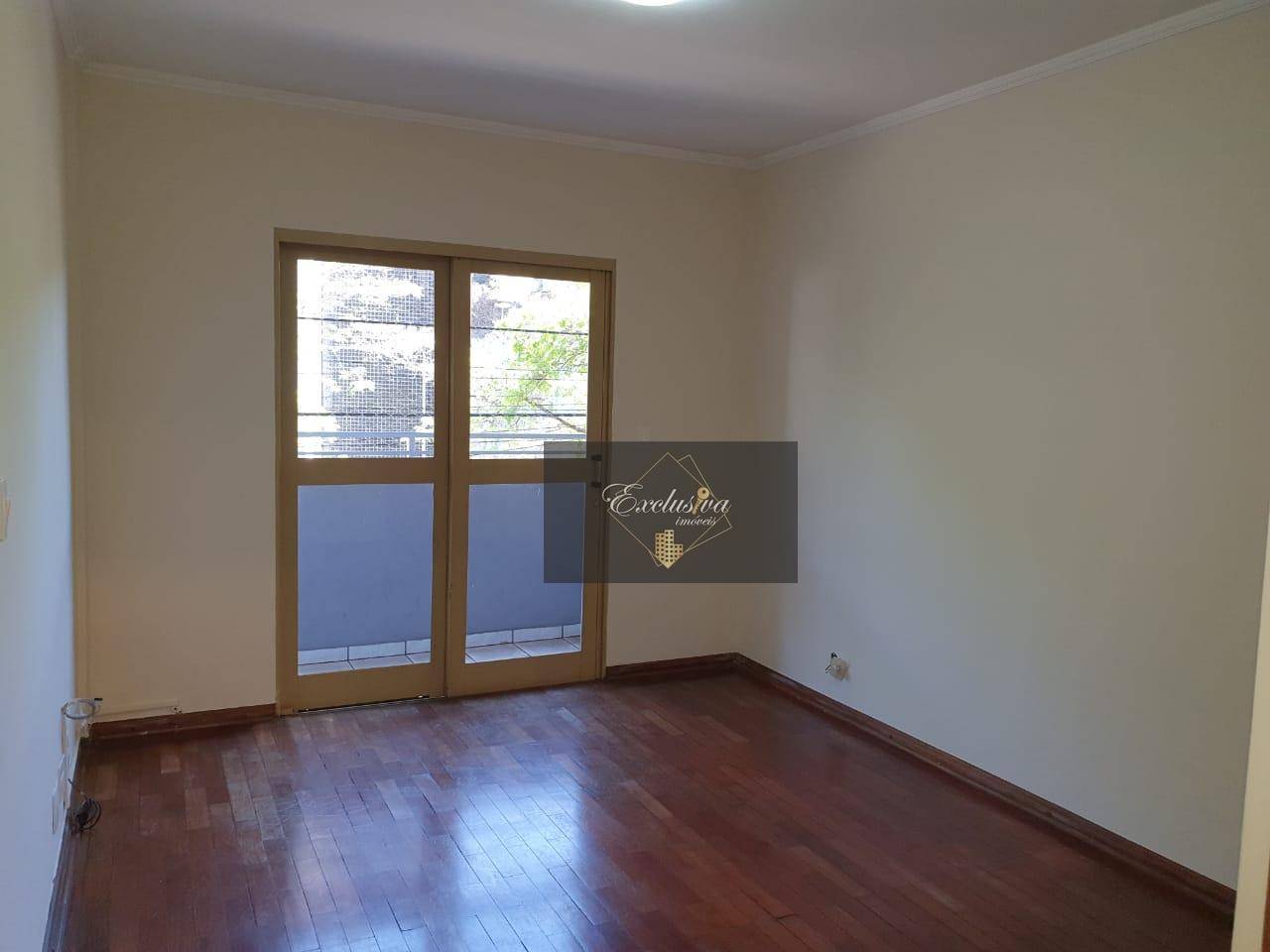 Apartamento à venda com 3 quartos, 79m² - Foto 1