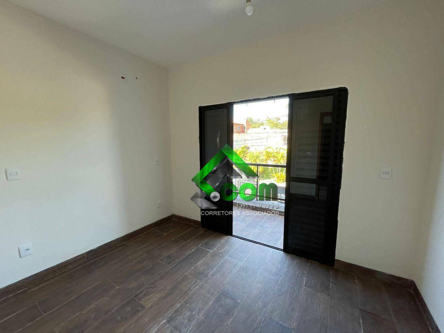 Casa à venda com 3 quartos, 128m² - Foto 12