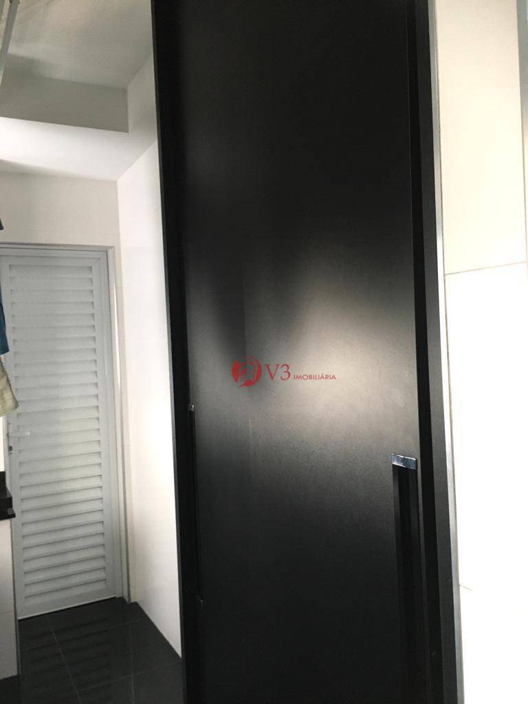 Apartamento à venda com 4 quartos, 186m² - Foto 20