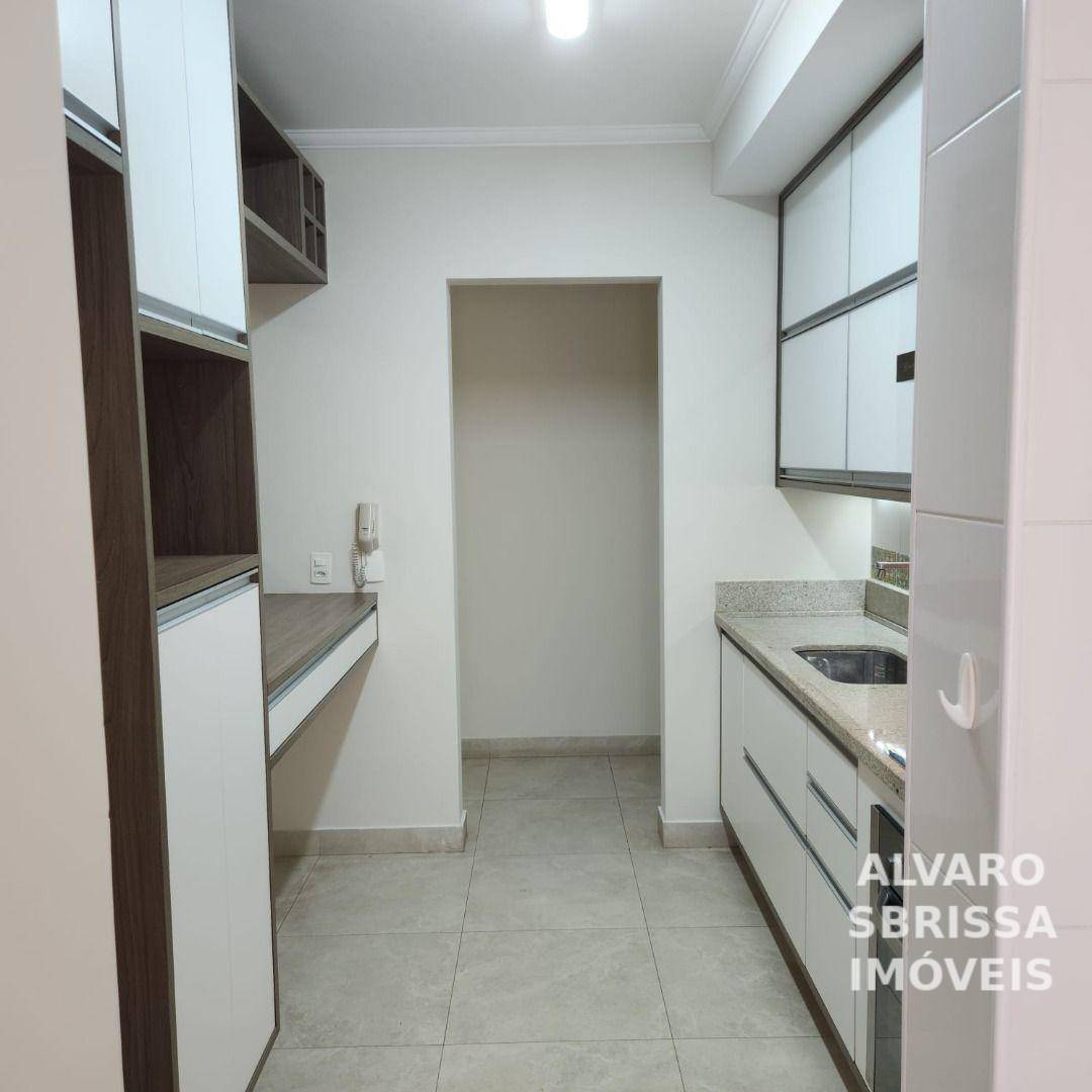 Apartamento para alugar com 3 quartos, 86m² - Foto 13