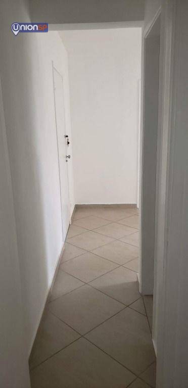 Apartamento à venda com 1 quarto, 33m² - Foto 5