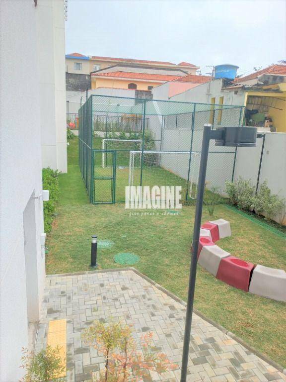 Apartamento à venda com 2 quartos, 45m² - Foto 19