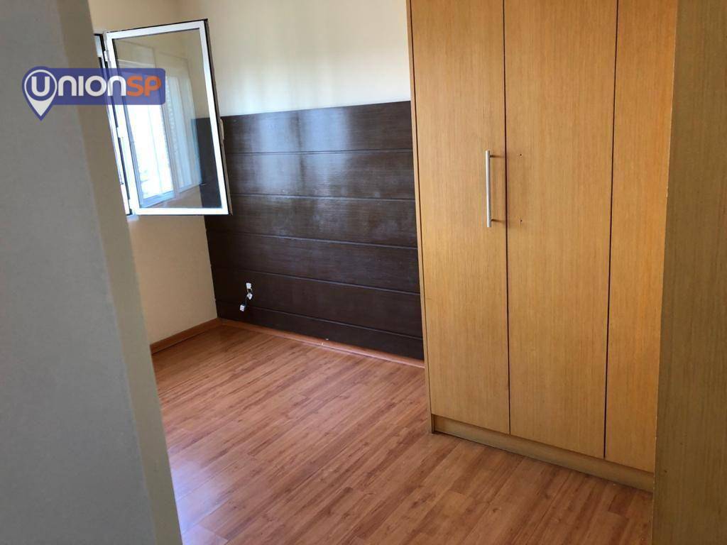 Apartamento à venda com 2 quartos, 63m² - Foto 2