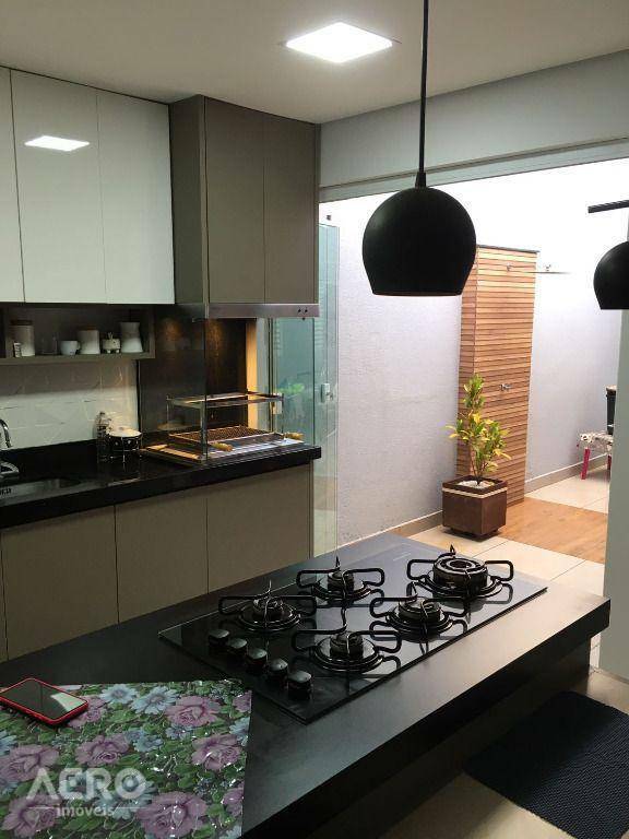 Casa à venda com 2 quartos, 126m² - Foto 6