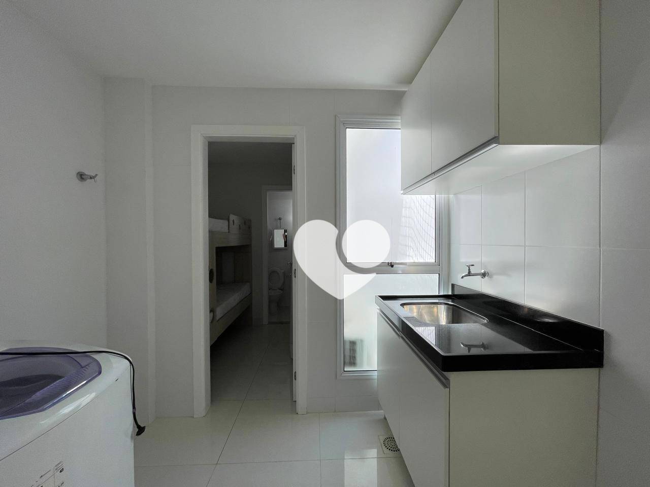 Apartamento à venda com 3 quartos, 145m² - Foto 22