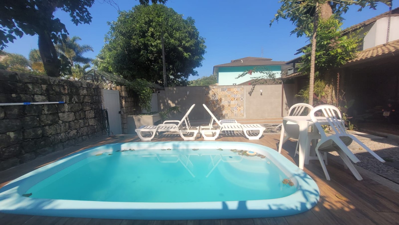 Casa de Condomínio à venda com 4 quartos, 290m² - Foto 3