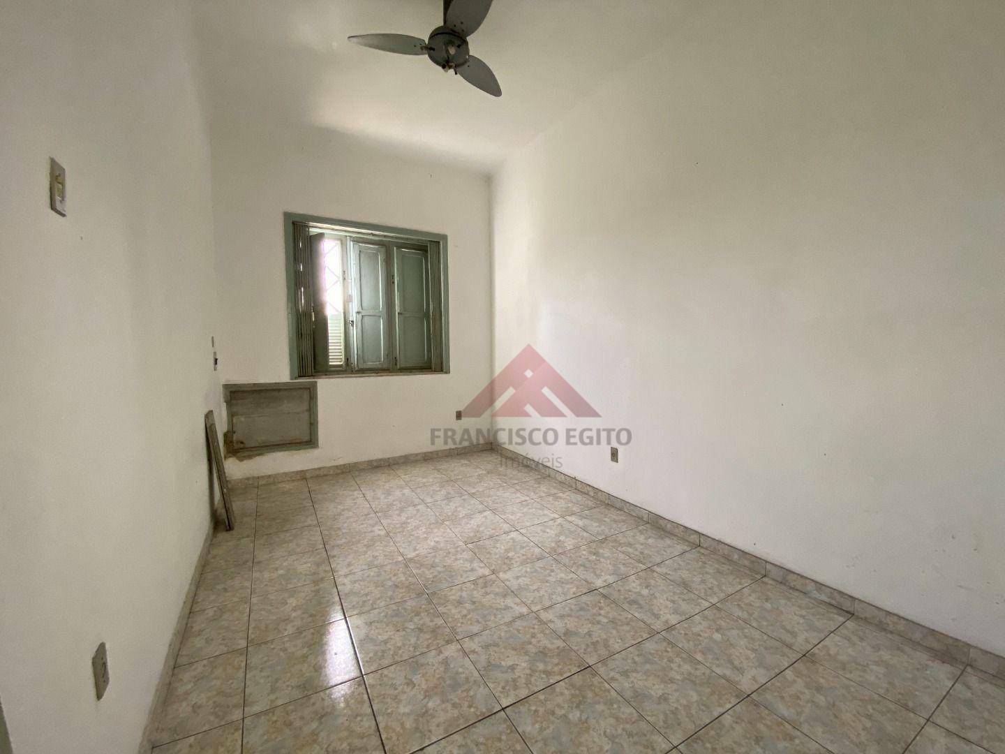 Casa à venda com 3 quartos, 130m² - Foto 8