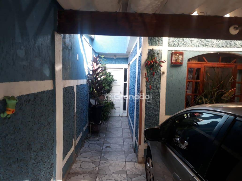 Sobrado à venda com 4 quartos, 82m² - Foto 3