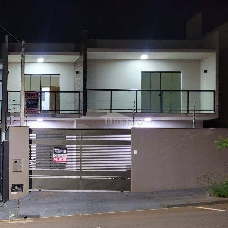 Sobrado à venda com 3 quartos, 111m² - Foto 4