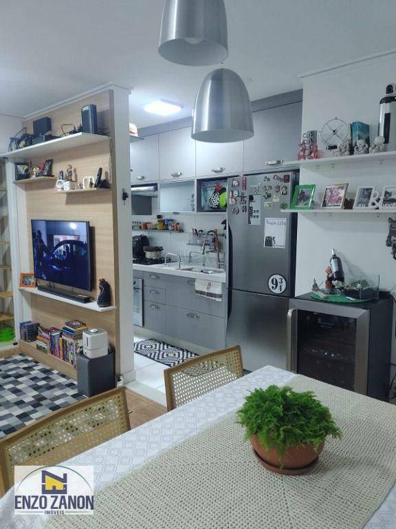 Apartamento à venda com 2 quartos, 62m² - Foto 12