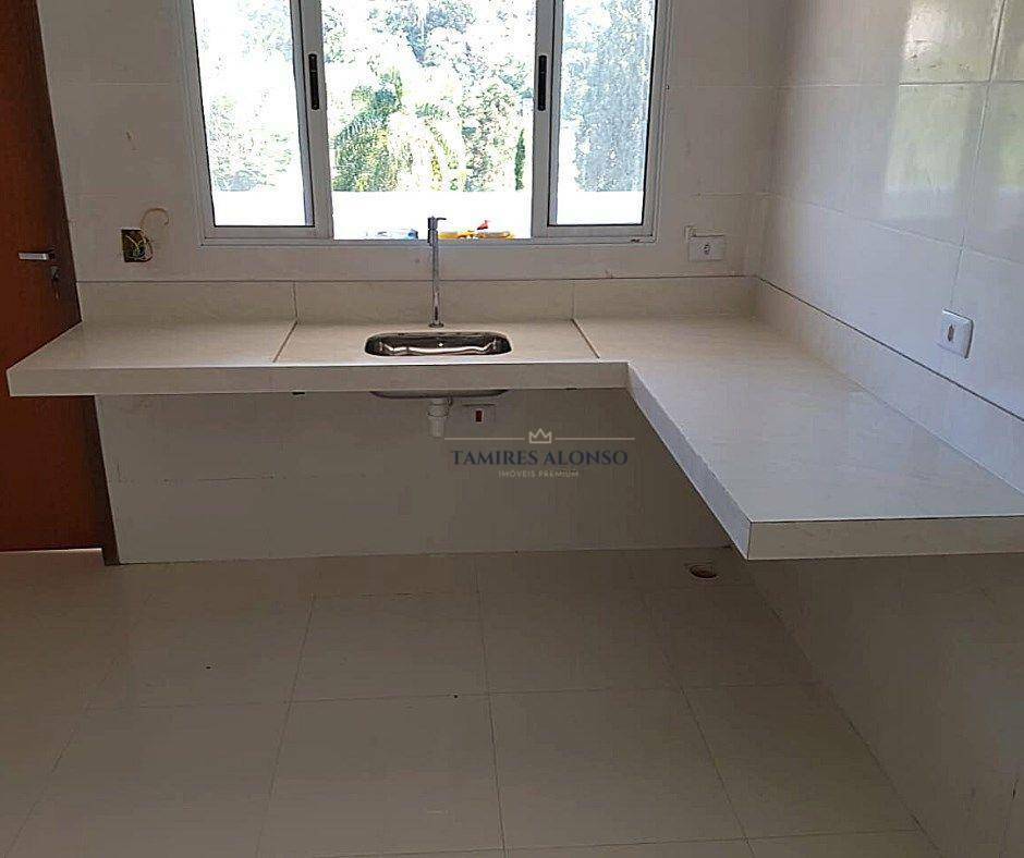 Casa à venda com 2 quartos, 125m² - Foto 7