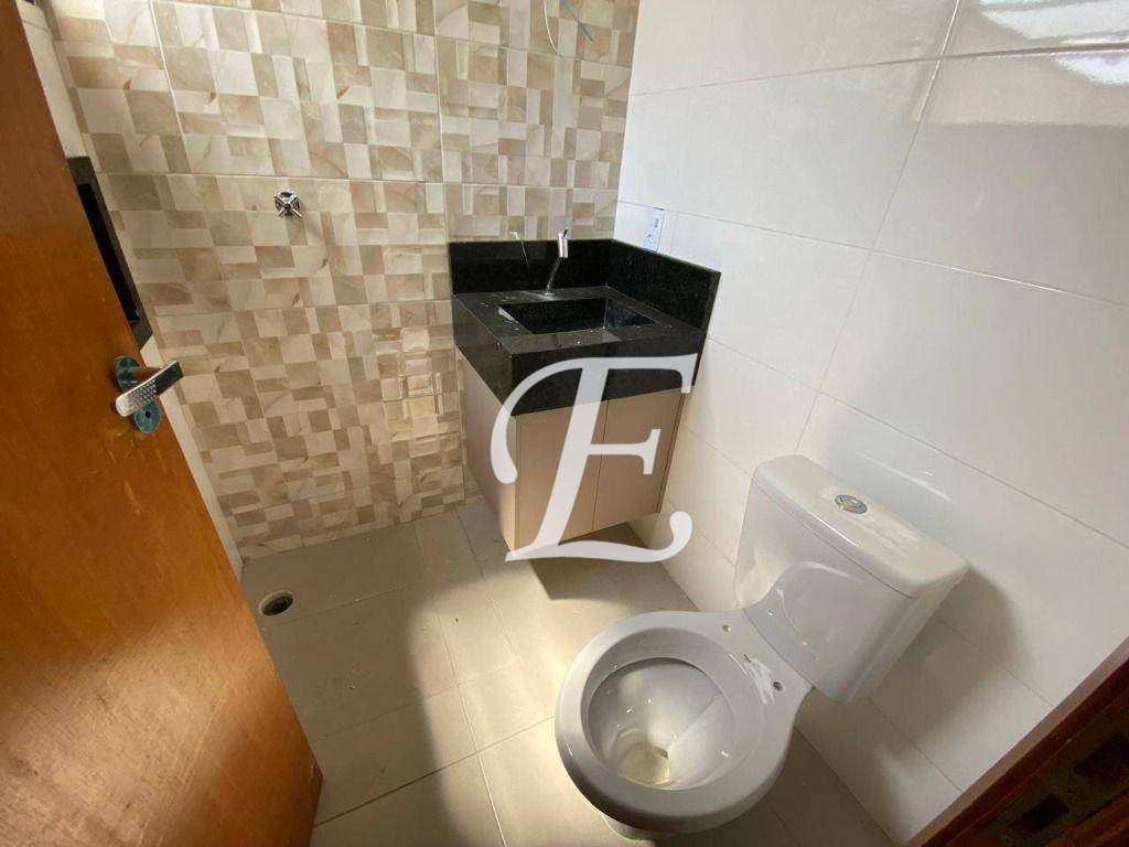 Apartamento para alugar com 2 quartos, 42m² - Foto 4