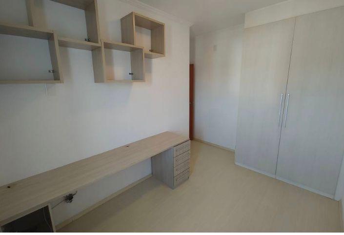 Apartamento à venda com 2 quartos, 55m² - Foto 3