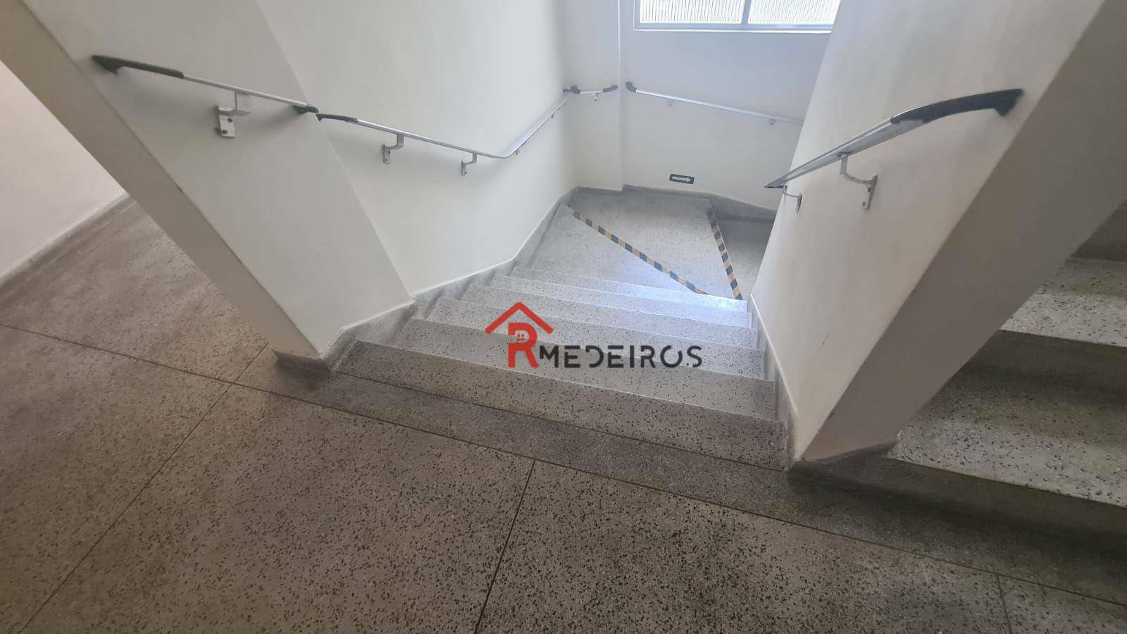 Apartamento à venda com 2 quartos, 78m² - Foto 14