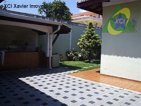 Casa para alugar com 4 quartos, 700m² - Foto 17