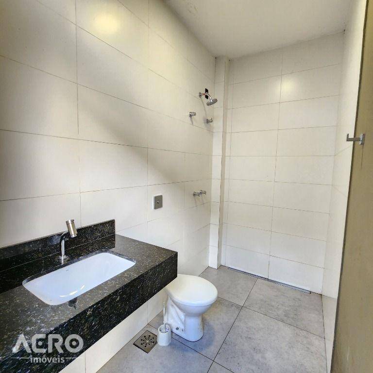 Casa à venda e aluguel com 3 quartos, 395m² - Foto 22
