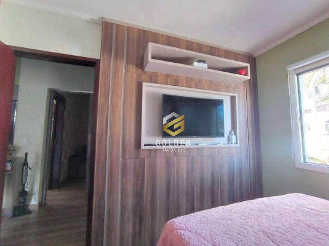 Casa à venda com 2 quartos, 190m² - Foto 7
