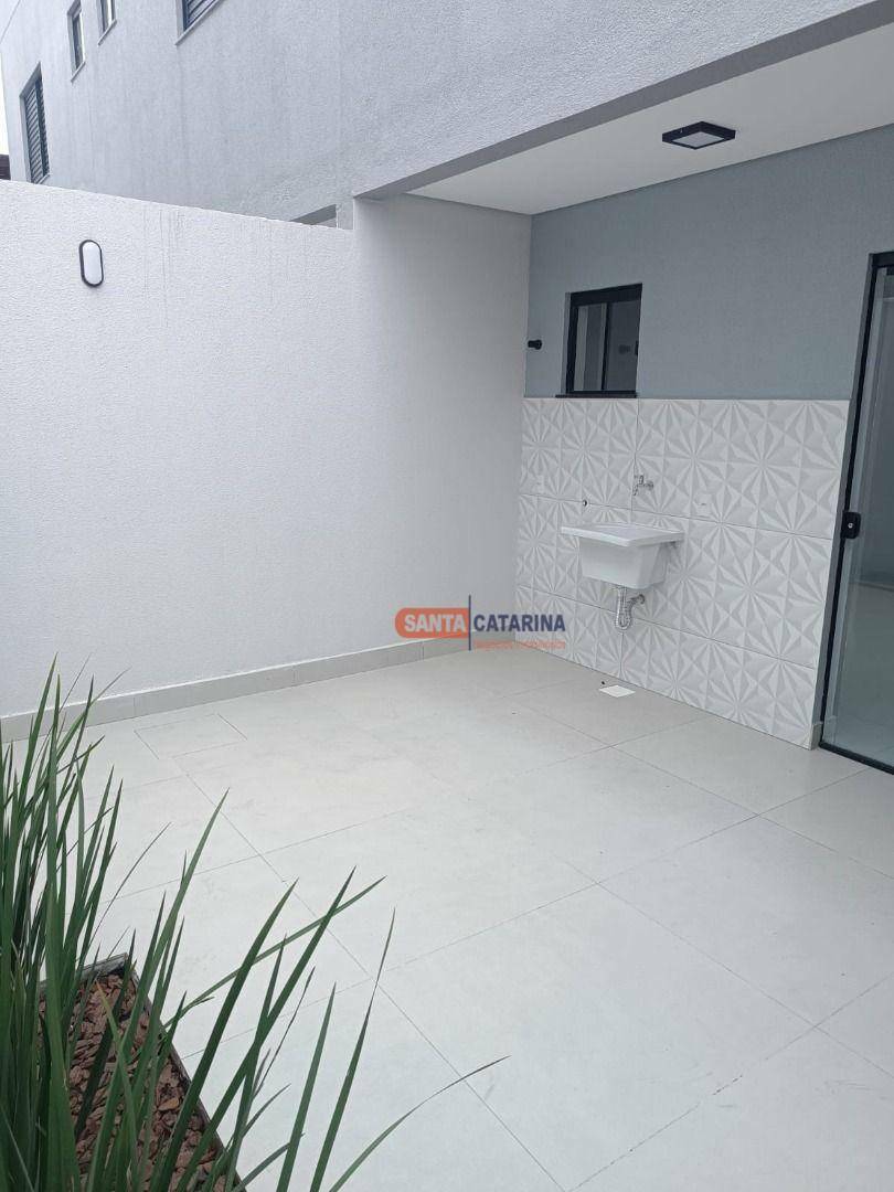 Sobrado à venda com 3 quartos, 100m² - Foto 5