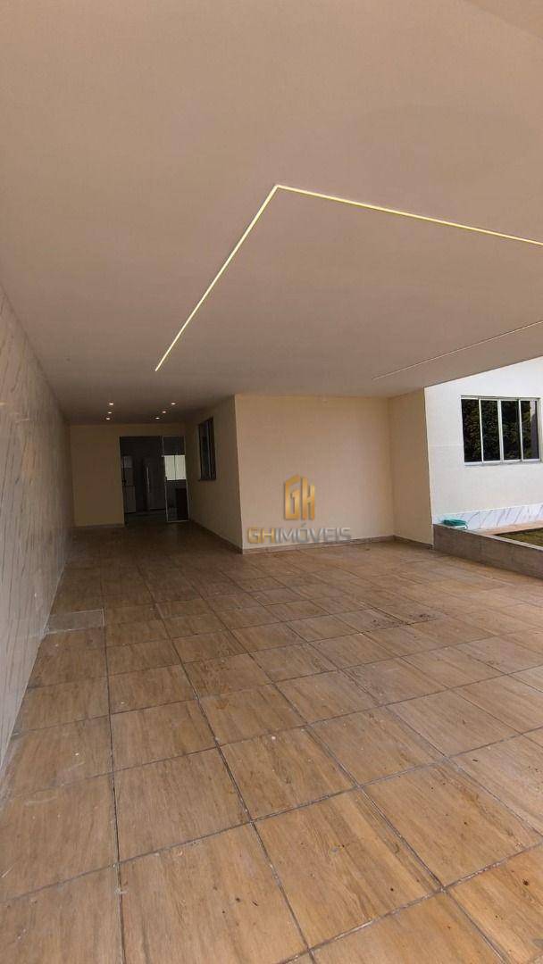 Casa de Condomínio à venda com 3 quartos, 150m² - Foto 2