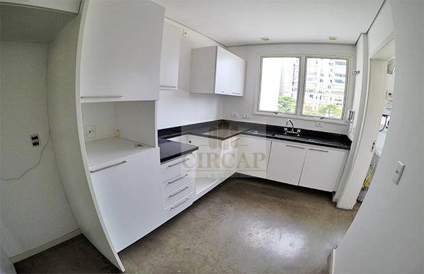 Apartamento à venda com 3 quartos, 150m² - Foto 5