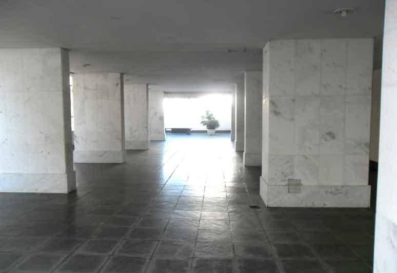 Apartamento à venda com 1 quarto, 58m² - Foto 14