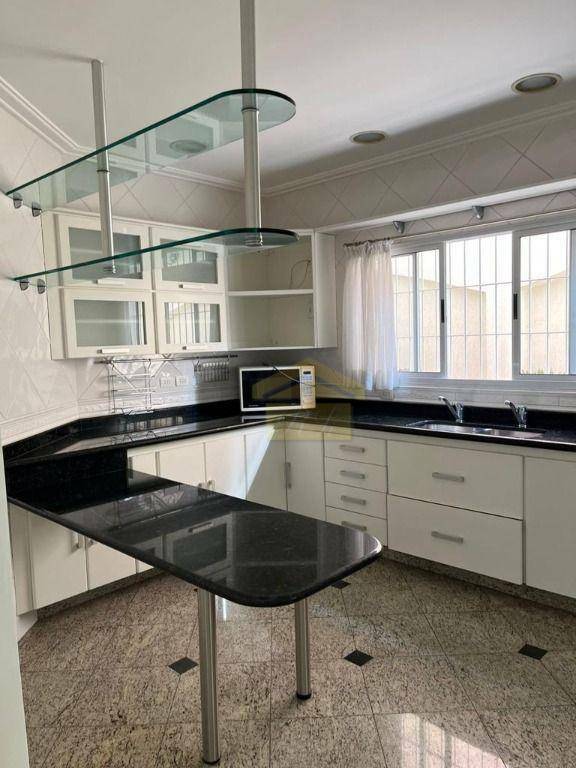 Sobrado à venda com 4 quartos, 420m² - Foto 17