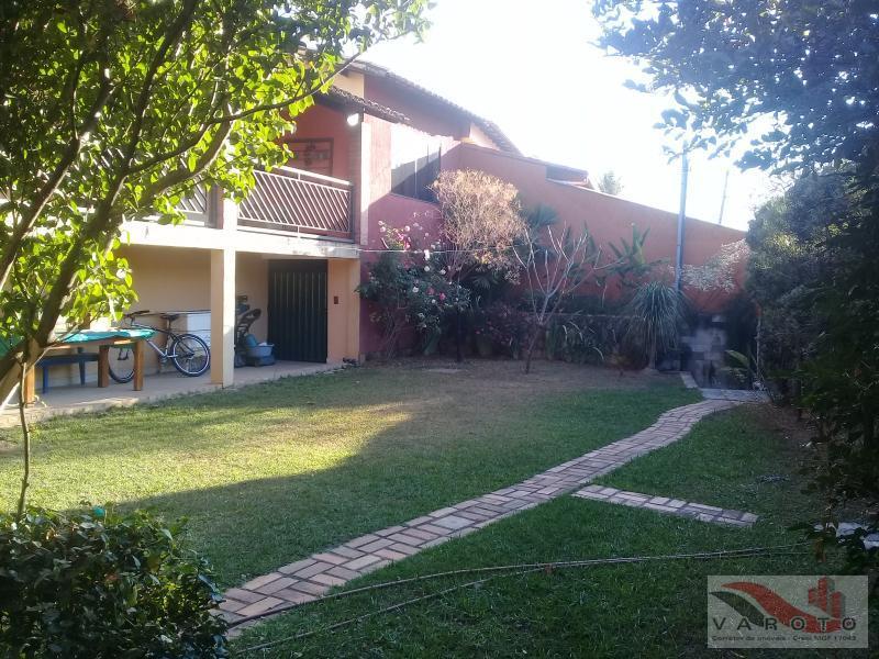 Casa à venda com 3 quartos, 320m² - Foto 7