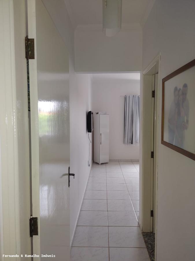 Casa à venda com 3 quartos, 280m² - Foto 11