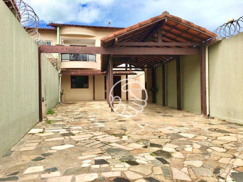 Casa, 3 quartos, 237 m² - Foto 2