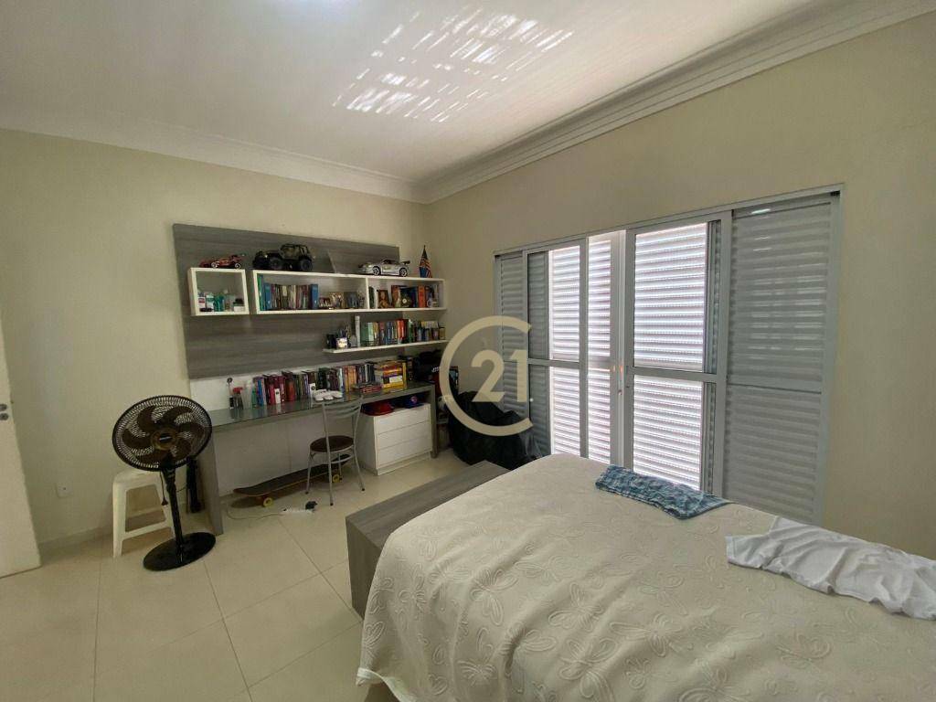 Casa de Condomínio à venda com 4 quartos, 386m² - Foto 18