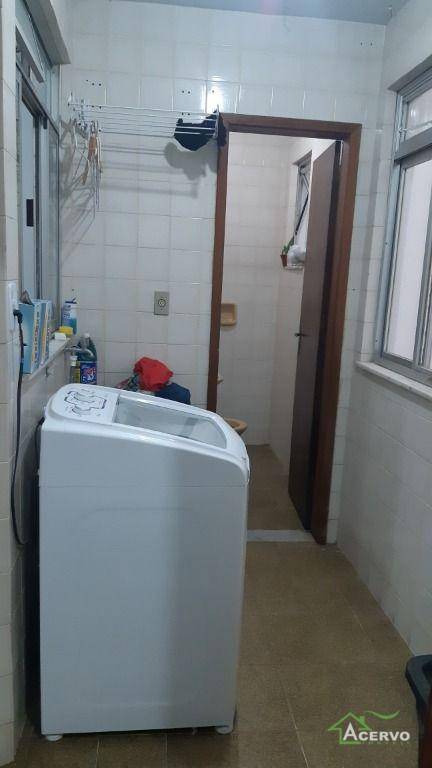 Apartamento à venda com 3 quartos, 140m² - Foto 20