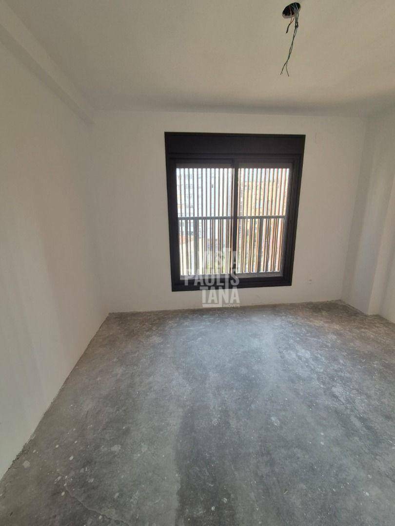 Apartamento à venda com 3 quartos, 189m² - Foto 19