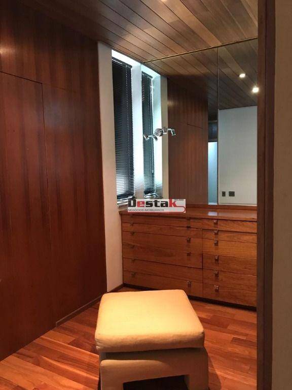 Apartamento à venda com 4 quartos, 380m² - Foto 25