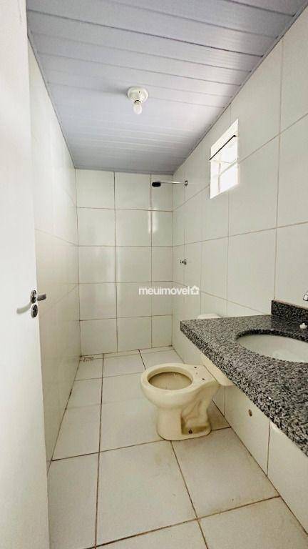 Casa à venda com 3 quartos, 96m² - Foto 11