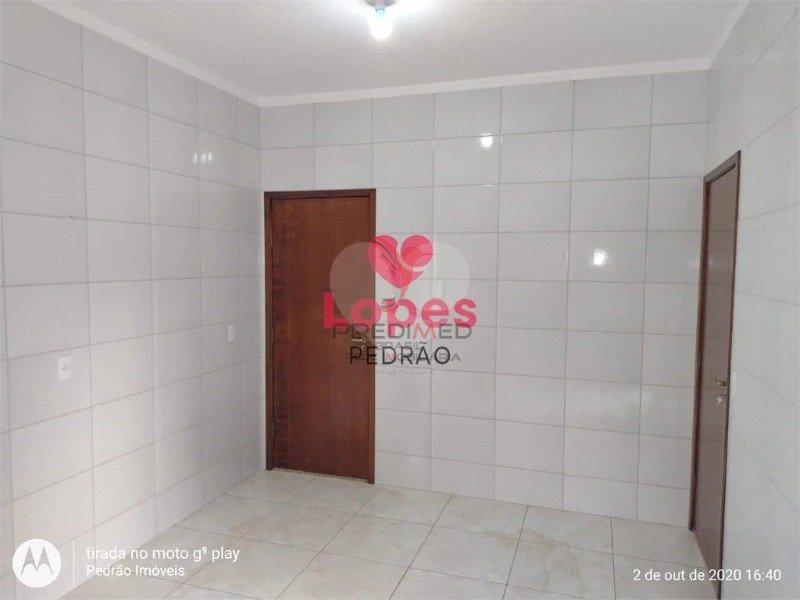 Casa à venda com 3 quartos, 329m² - Foto 9