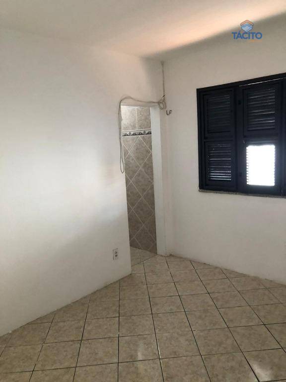 Casa à venda com 3 quartos, 170m² - Foto 17