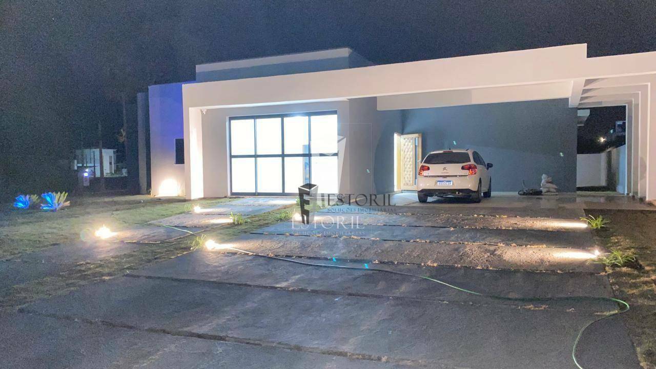 Casa à venda com 4 quartos, 250m² - Foto 19