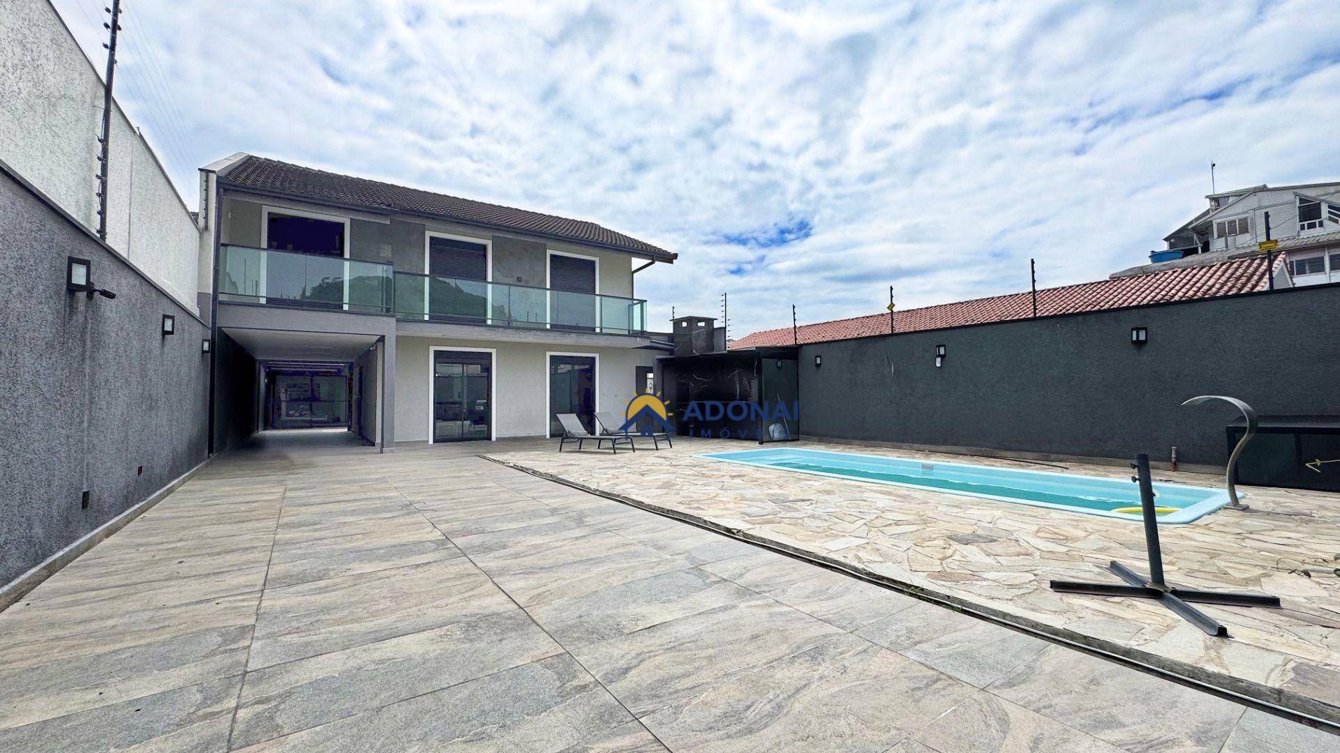 Casa, 4 quartos, 305 m² - Foto 2