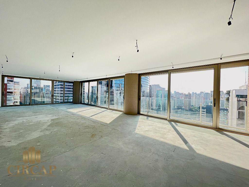 Apartamento à venda com 4 quartos, 335m² - Foto 4