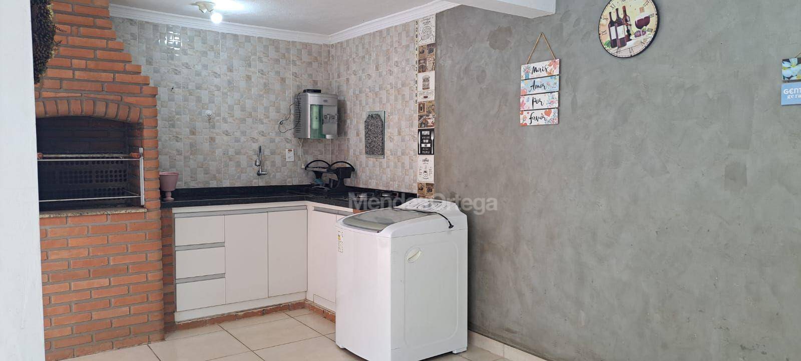 Casa à venda com 3 quartos, 193m² - Foto 18