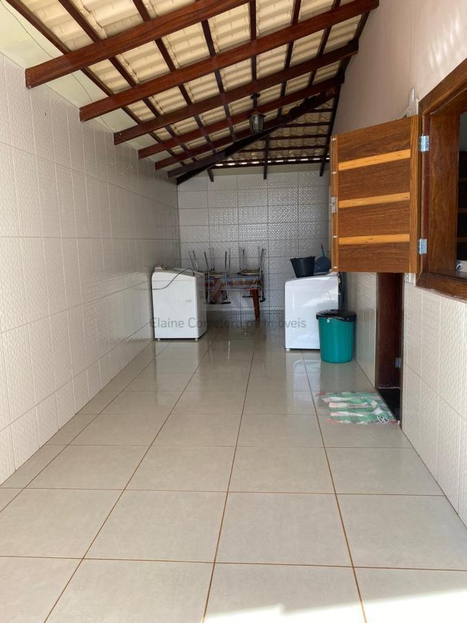 Casa à venda com 6 quartos, 220m² - Foto 6