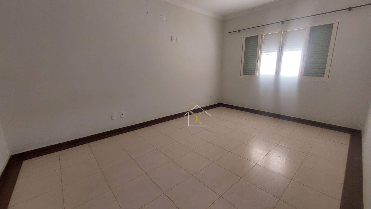 Casa à venda e aluguel com 3 quartos, 182m² - Foto 11