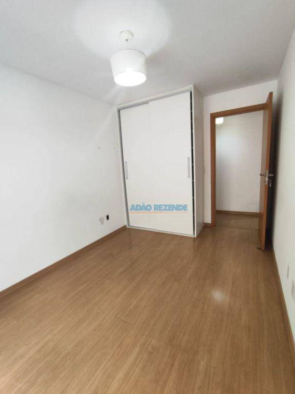 Apartamento à venda com 2 quartos, 86m² - Foto 9