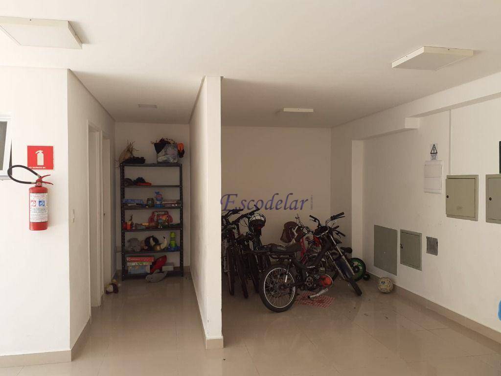 Apartamento à venda com 2 quartos, 37m² - Foto 14