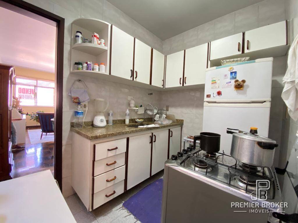 Apartamento à venda com 2 quartos, 67m² - Foto 5