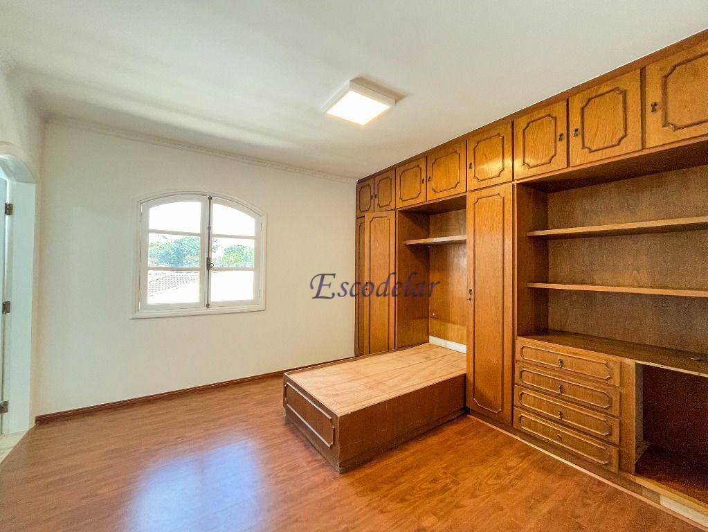 Casa para alugar com 4 quartos, 500m² - Foto 53