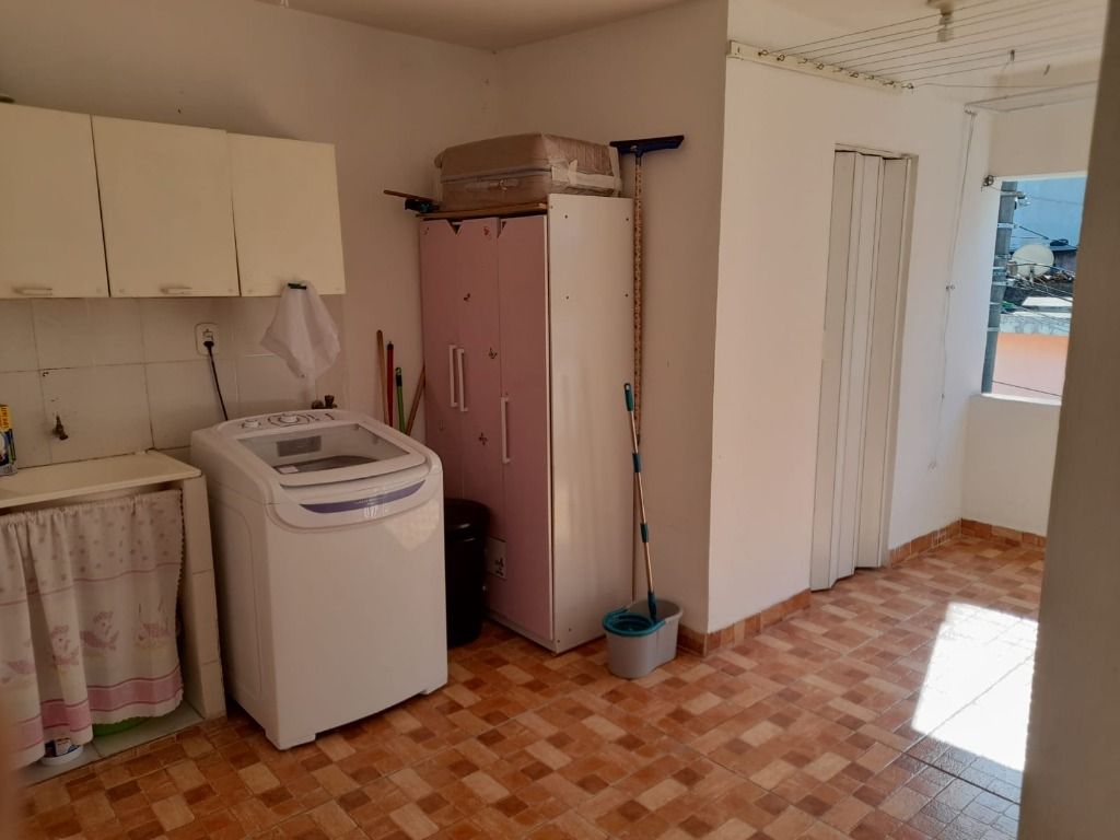 Sobrado à venda com 3 quartos, 205m² - Foto 11