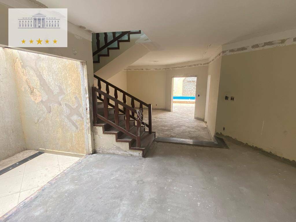 Sobrado à venda com 3 quartos, 290m² - Foto 2