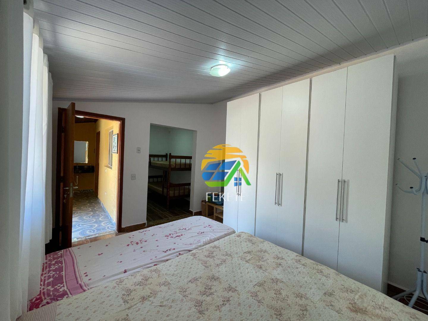 Chácara à venda com 4 quartos, 297m² - Foto 25